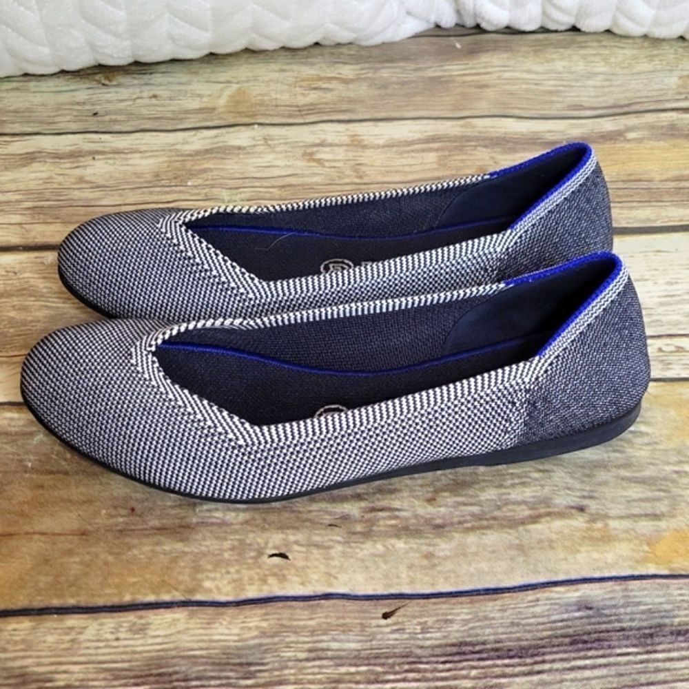Rothy's Black and White Rounded Toe Ballet Flats Size 7.5